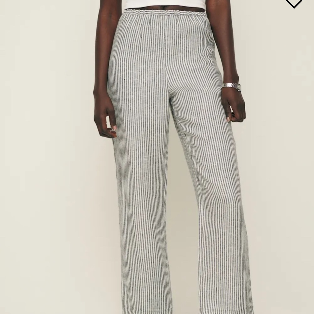 Reformation Remi Cropped Linen Pant Vineyard - Size M